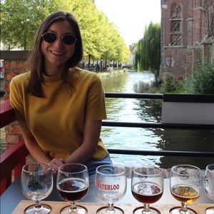 Meet your Posher, Madeline